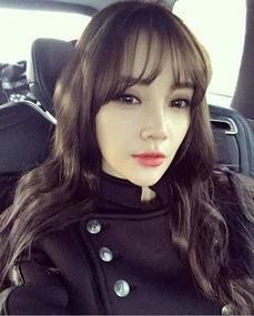 网红自拍角度,打造完美镜头下的自己  第2张