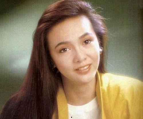 郑裕玲如何进娱乐圈,从校园女神到娱乐圈璀璨明星的蜕变之路  第3张