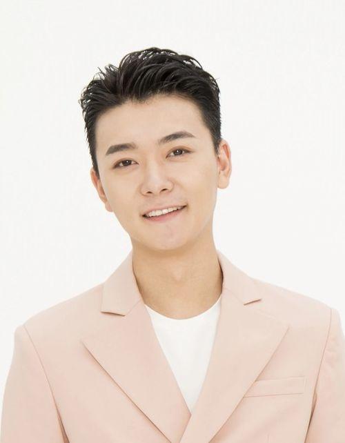 林枫烨个人资料,才华横溢的年轻艺术家,多才多艺的人生轨迹 第2张 林枫烨个人资料,才华横溢的年轻艺术家,多才多艺的人生轨迹 第2张